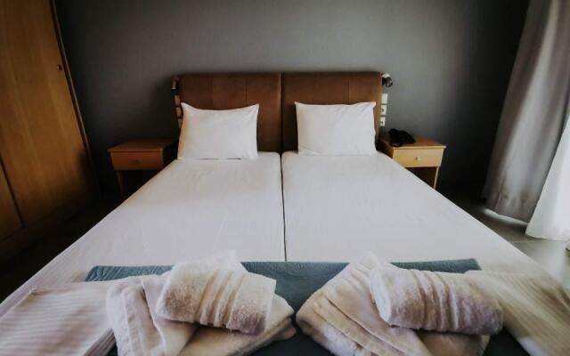 Scorpios View Hotel