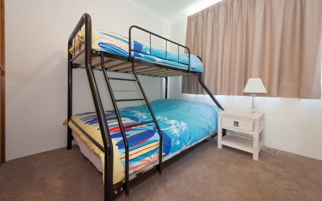 Columbia, Unit 5, 12 Columbia Close