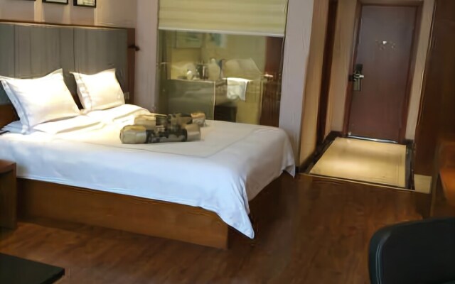 P & E Hotels