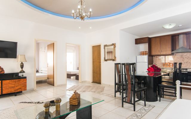 Yiannis Manos Hotel