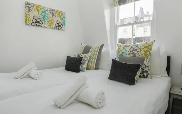 Marine Cottage Parking by Brighton Holiday Lets