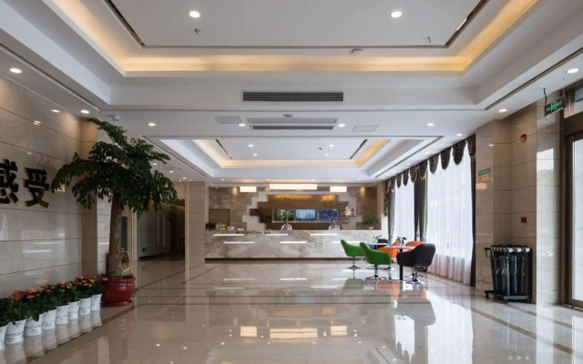 GreenTree Inn Changzhou Zhongwu Avenue Jiangsu University of Techonology Express Hotel