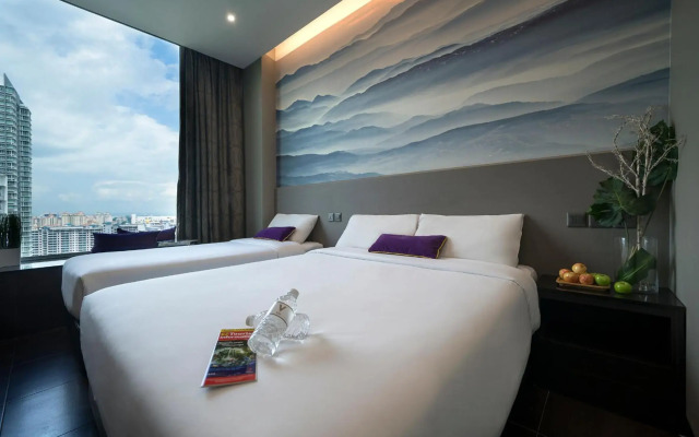 V Hotel Lavender