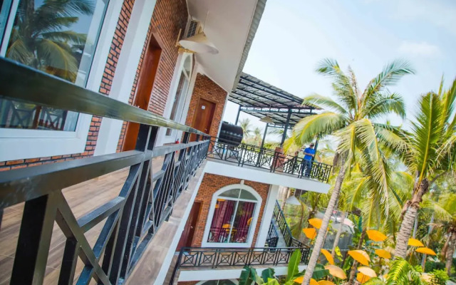 The Coconut House Villa