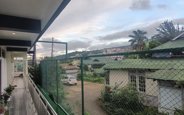 Hotel Shillong Rains Inn By Roh