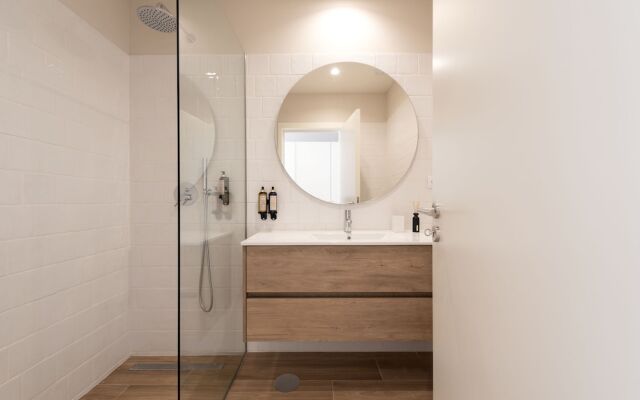 Ando Living - Flores 200 House