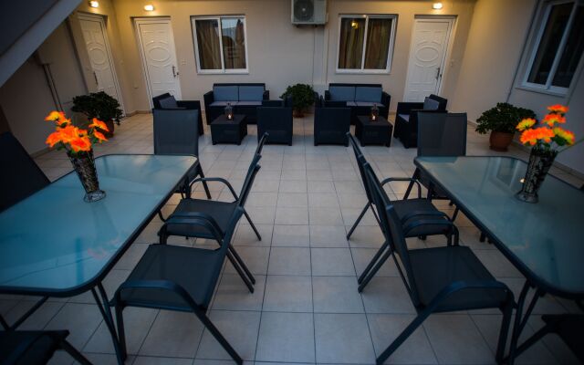Naiades Luxury Apartments