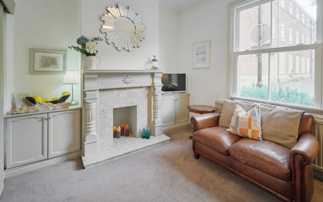 Host Stay St Denys View