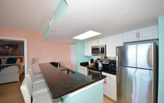 Sunrise Suites by TO