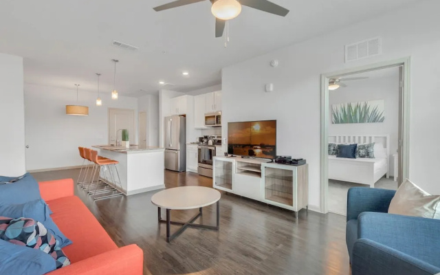 SeaWorld - Disney Apartments by NUOVO