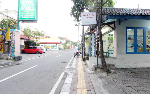 Mas Gun Homestay