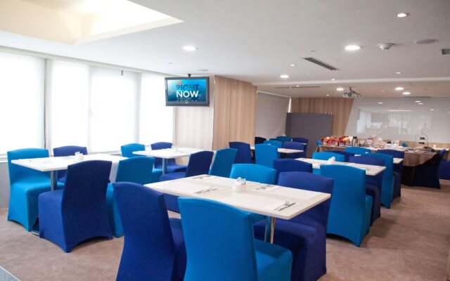 Holiday Inn Express Taoyuan by IHG