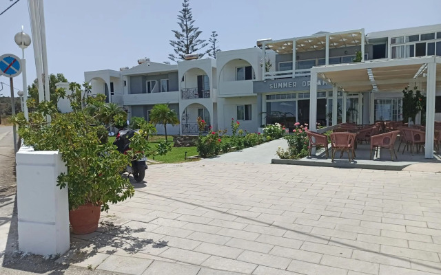 Summer Dream Hotel