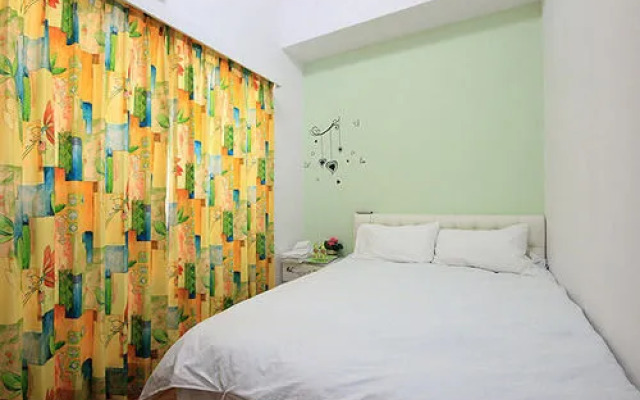 City Life - Chung Cheng Gallery