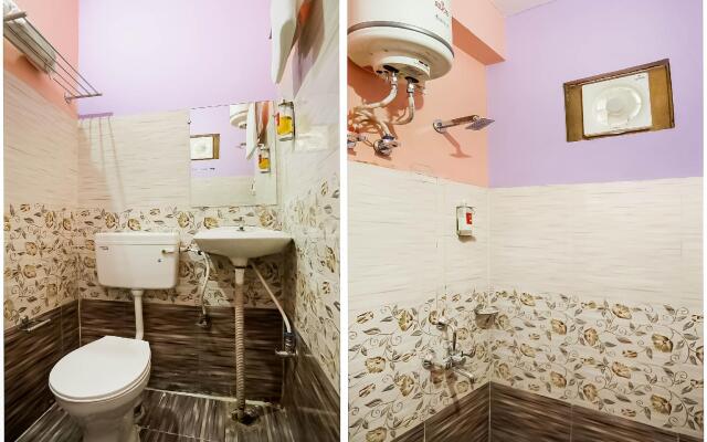 OYO Flagship 65569 Hotel Yash Takrohi Rd