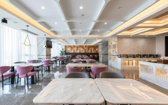 Atour Hotel (Changsha Guangdian Center)