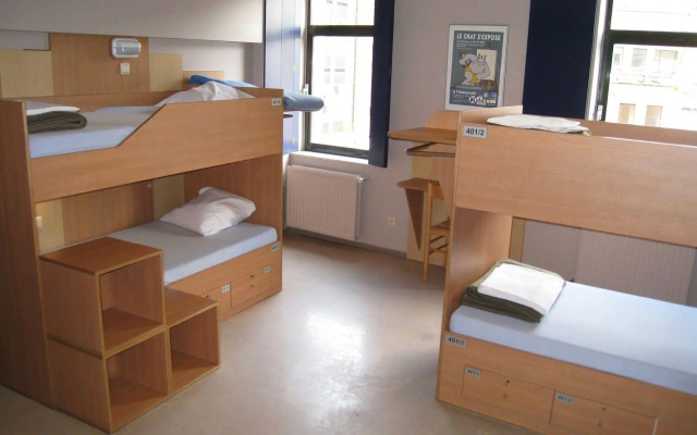 Sleep Well Youth Hostel