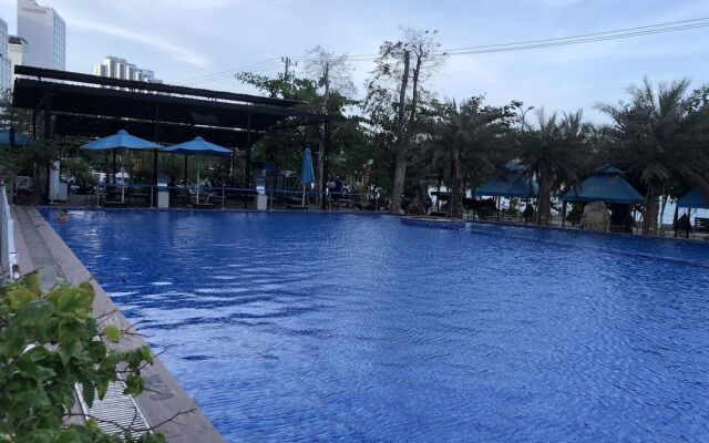 Snail Ocean View Apartment Hotel