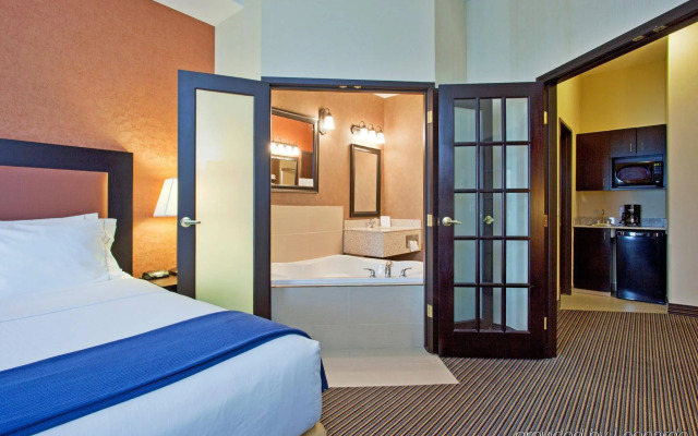 Holiday Inn Express Airport-Calgary by IHG