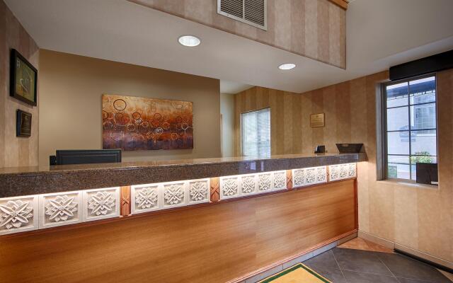 Best Western University Inn