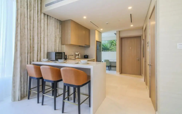 Luxurious Apartments With Sea View