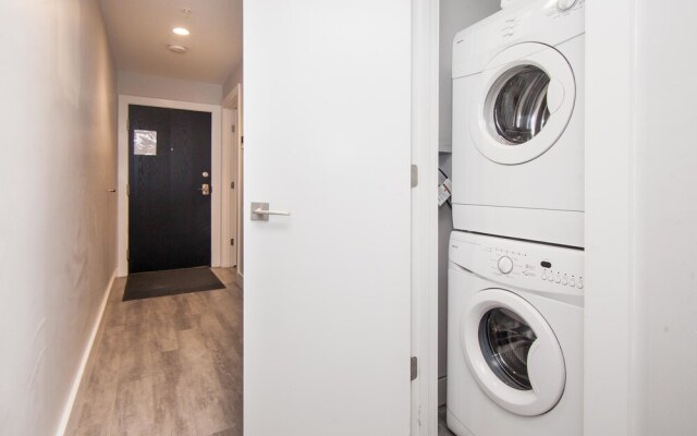 BOS008 2 Bedroom Apartment By Senstay