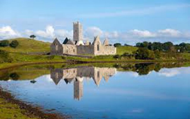 Killala Holiday Village, Superb Three Bedroom