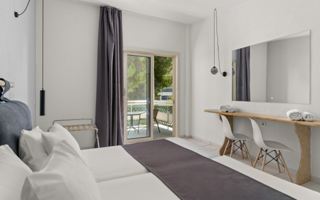 Palmariva Beach Hotel