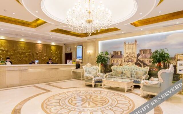 Vienna Hotel (Shanghai Jing'an Gaoping Road)