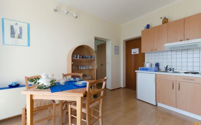 Apartments and Room Drazen