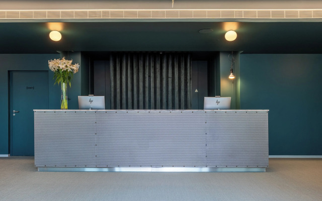 Cenica Porto Hotel, Curio Collection by Hilton