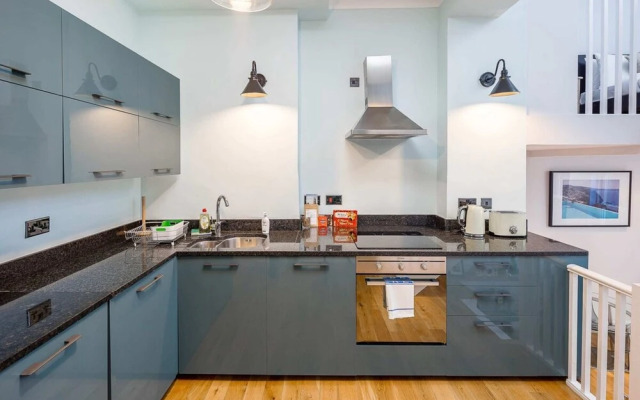 Spacious Duplex Near West Hampstead & Tube