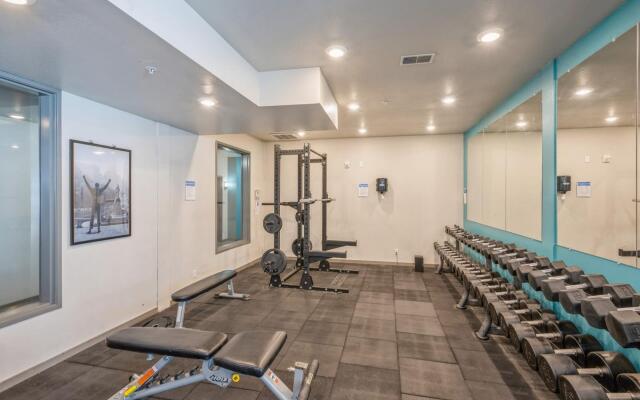 Minneapolis | Campus Studio U of M Apartment