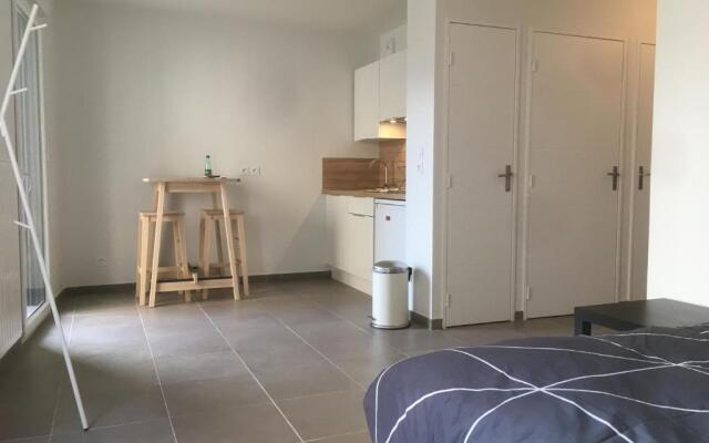 Appartement avec Balcon Immeuble Standing