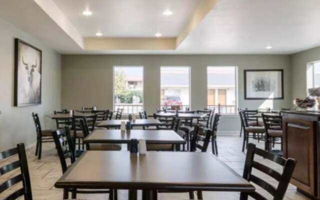 Motel 6 Junction, Texas - Llano River