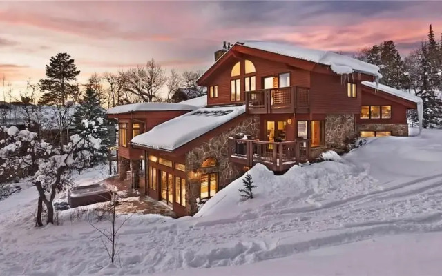 Trails Edge Lodge
