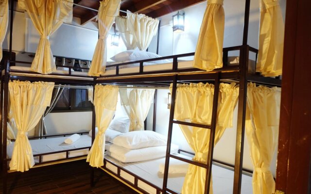 Apilapa Hotel&Hostel