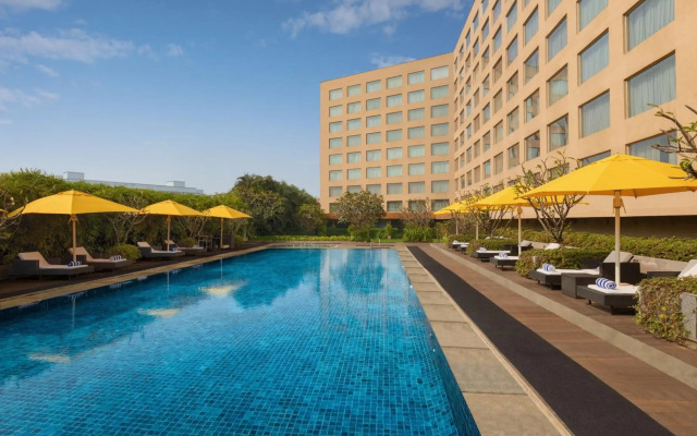 Courtyard by Marriott Mumbai International Airport