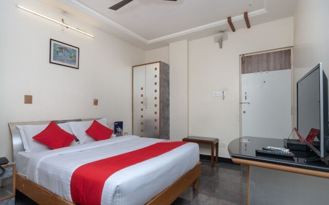 Oyo 16890 Hotel Srm Central Park