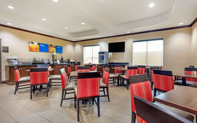 Comfort Inn Near UNT