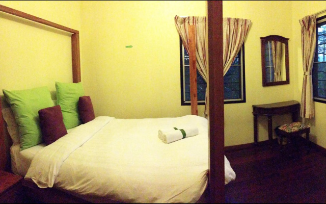 Sepilok Forest Edge Resort – Guest Rooms – Sandakan