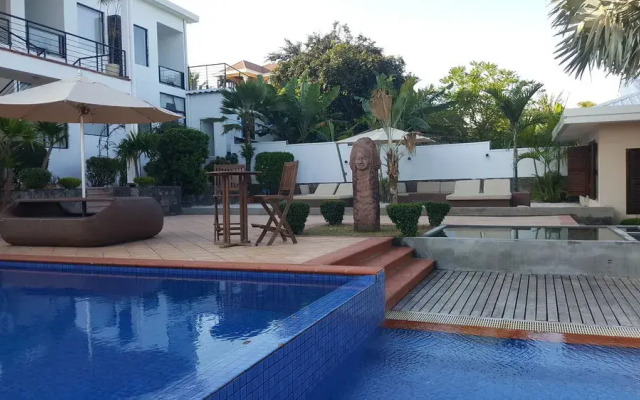 Harbour Hotel