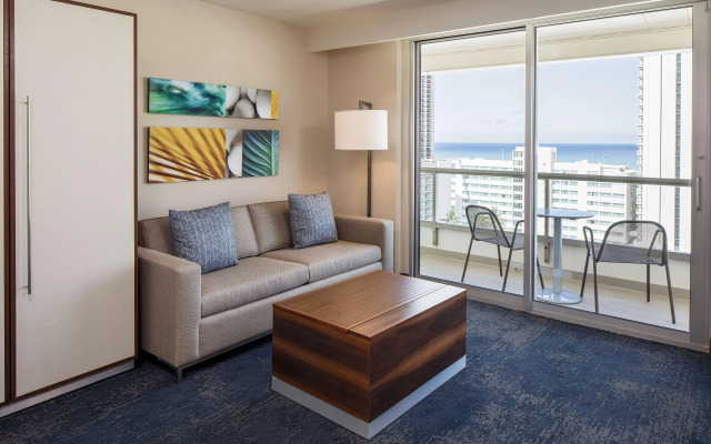 Hilton Garden Inn Waikiki Beach