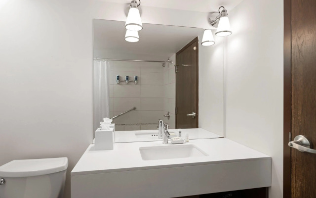 Lakeview Signature, Trademark Collection by Wyndham