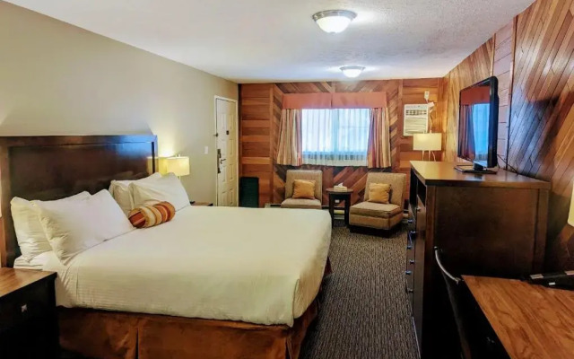 Alpine Inn & Suites