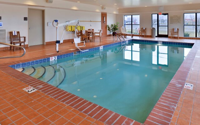 Hampton Inn & Suites Muncie