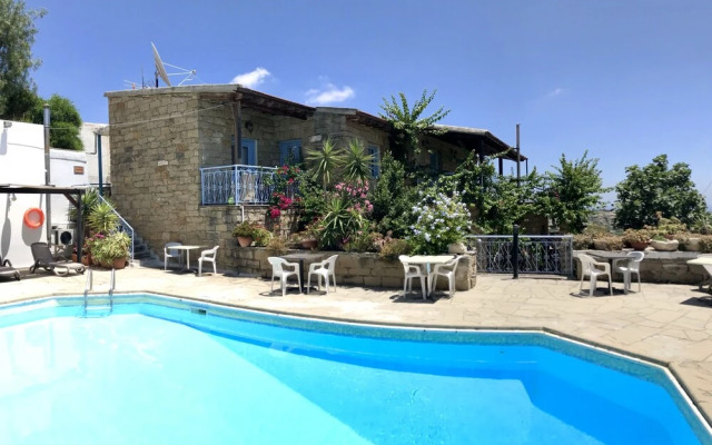 Adamos 1 br Hotel Apartments