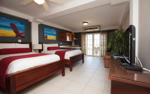 Tropical Suites Hotel