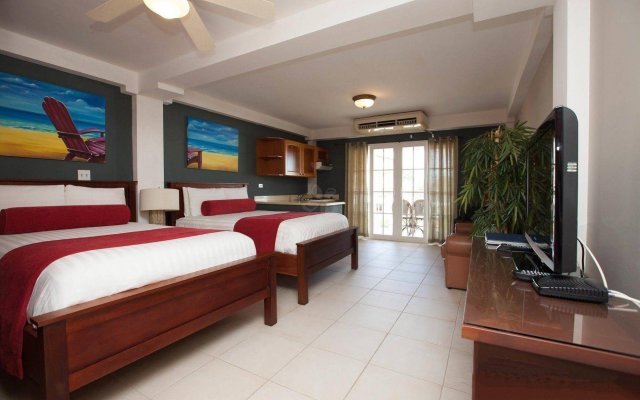 Tropical Suites Hotel