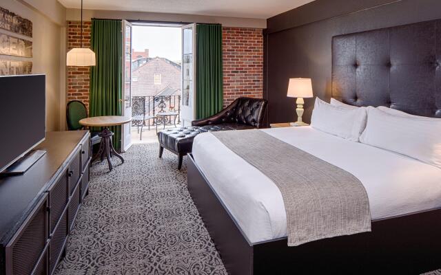 Holiday Inn FRENCH QUARTER-CHATEAU LEMOYNE by IHG